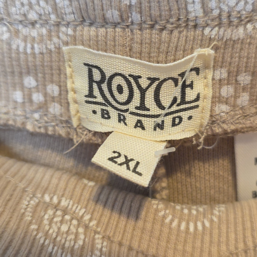 Royce Textured Drawstring Shorts - Picture 2 of 3